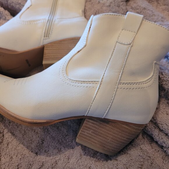 Dolce Vita Silma Western Mid-Calf Zip Bootie - Picture 8 of 14